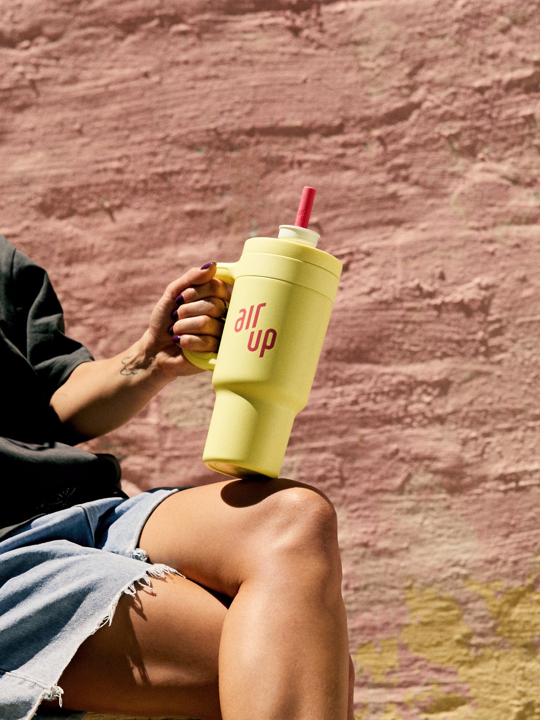 890 ml air up® Tumbler mit Griff Buttercup Pink